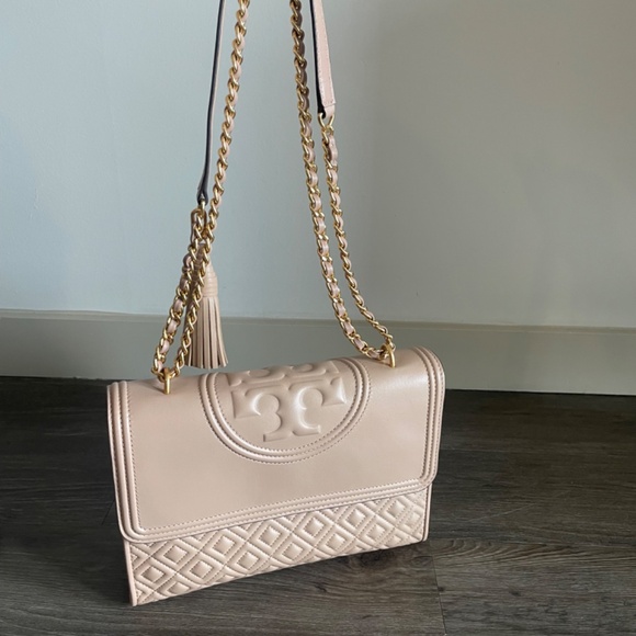 Fleming Quilted Lambskin Leather Convertible Shoulder Bag - Picture 2 of 6